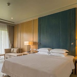 Deluxe Zimmer mit Kingsize-Bett